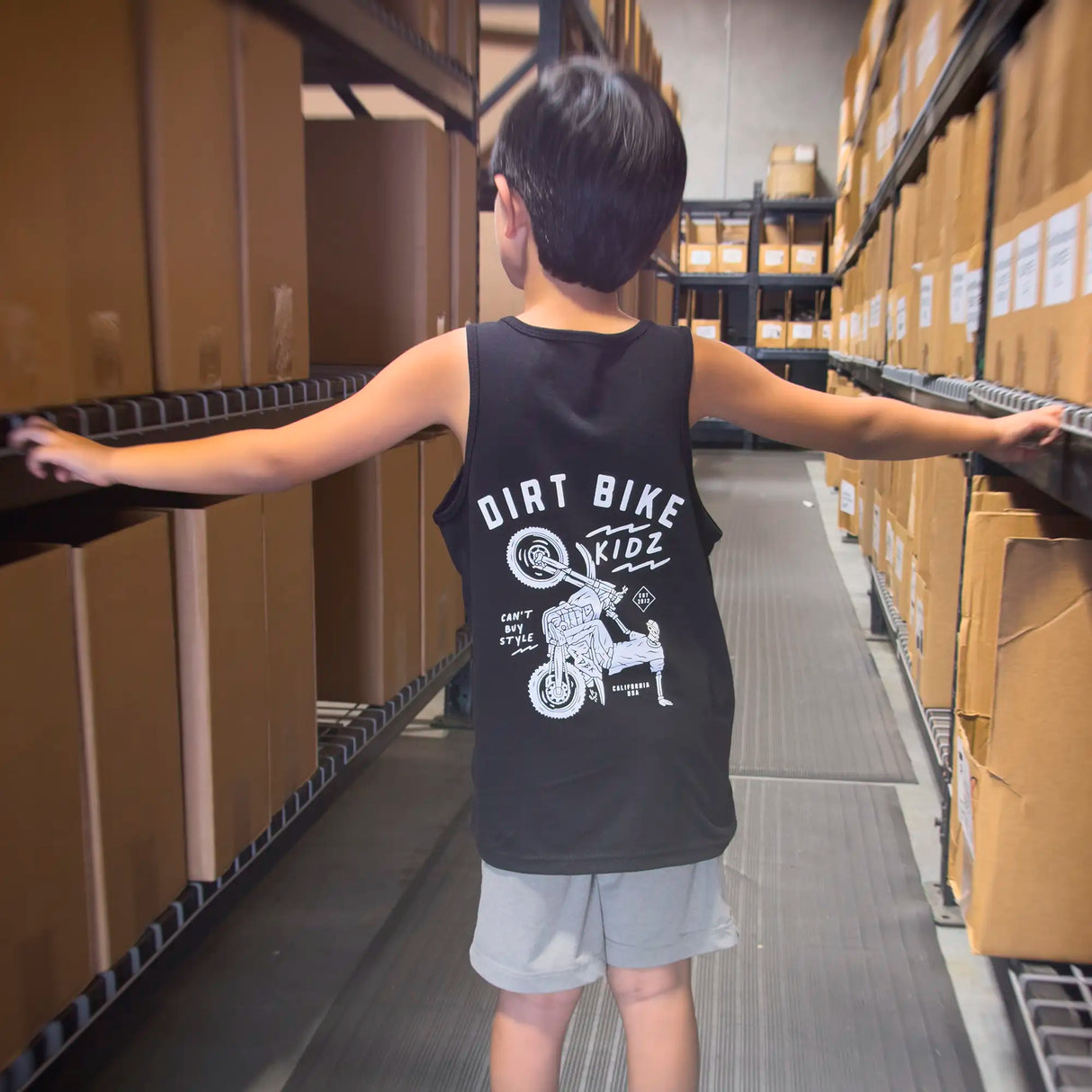 12 O'clock - Premium Youth Tank