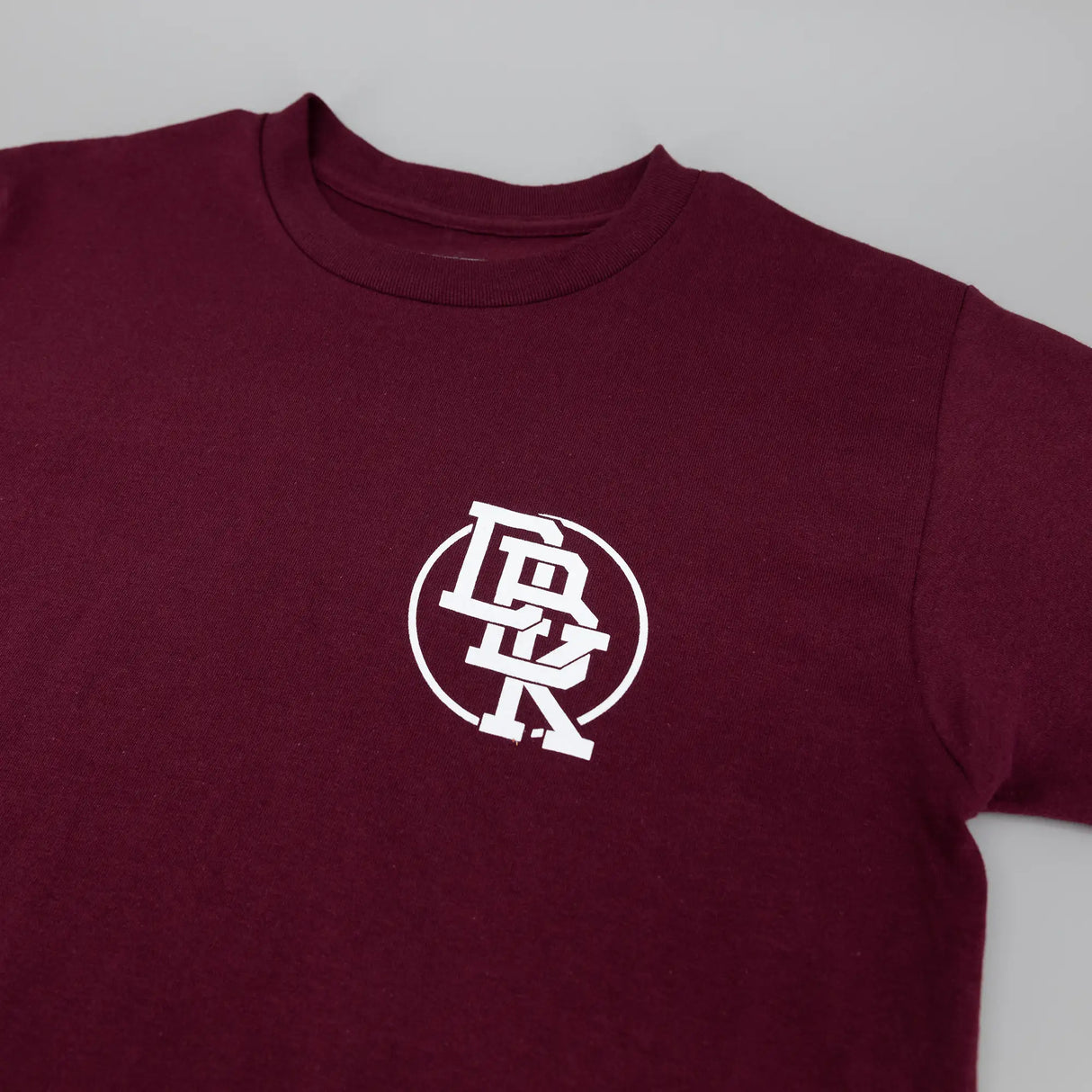 Burgundy graphic T-shirt chest logo patch print