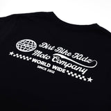 Youth premium T-shirt black with back checkered "World Wide" banner and logo print.